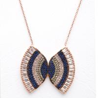 Kanat Şeklinde Taşlı Gümüş Kolye